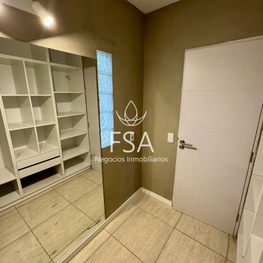 Casa ID.453 - Venta Casa Reciclada 3 Dormitorios 2 Baños Suite Vestidor Parrillero Las Toscas Sur Canelones G