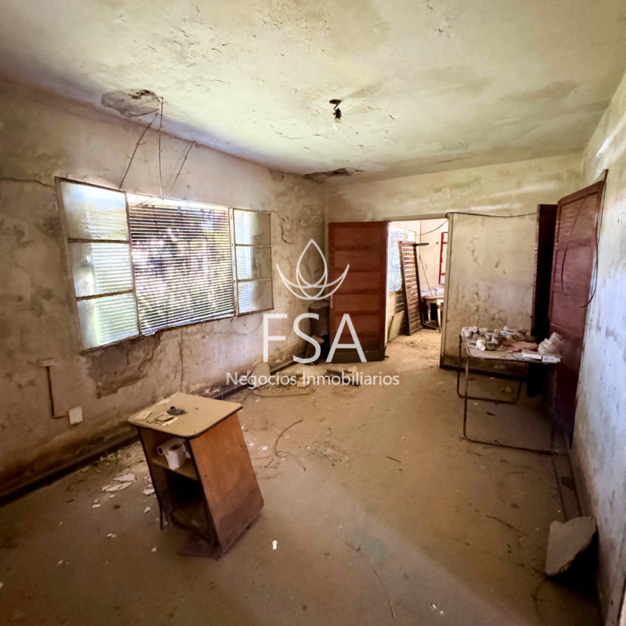 Casa ID.194 - Venta Casa 2 Dormitorios + Monoambiente con Baño para Reciclar Parrillero Las Toscas Sur Canelones G