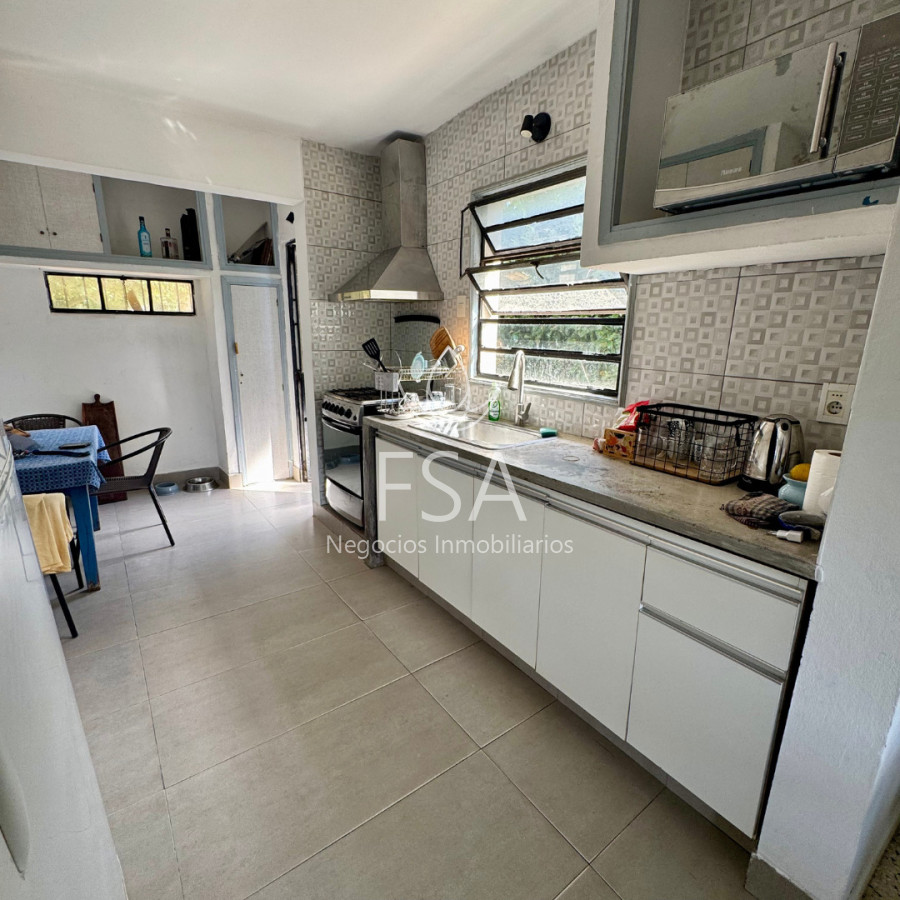 Casa ID.494 - Venta Casa 2 Dormitorios + Monoambiente Con Renta Villa Argentina Parrillero Padrón Unico G
