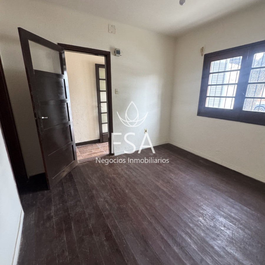 Casa ID.502 - Alquiler Casa 2 Dormitorios 2 Patios Garaje La Blanqueada Montevideo E