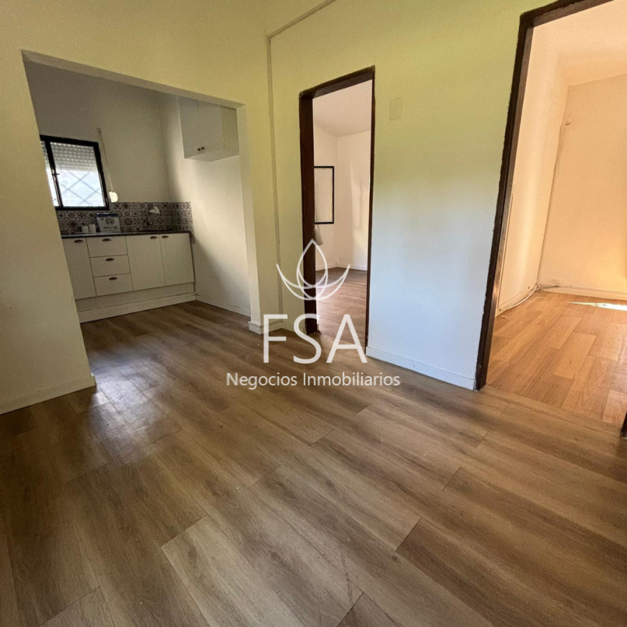 Casa ID.356 - Alquiler Casa 2 Dormitorios Fondo Cercado Estufa a leña El Pinar Canelones F