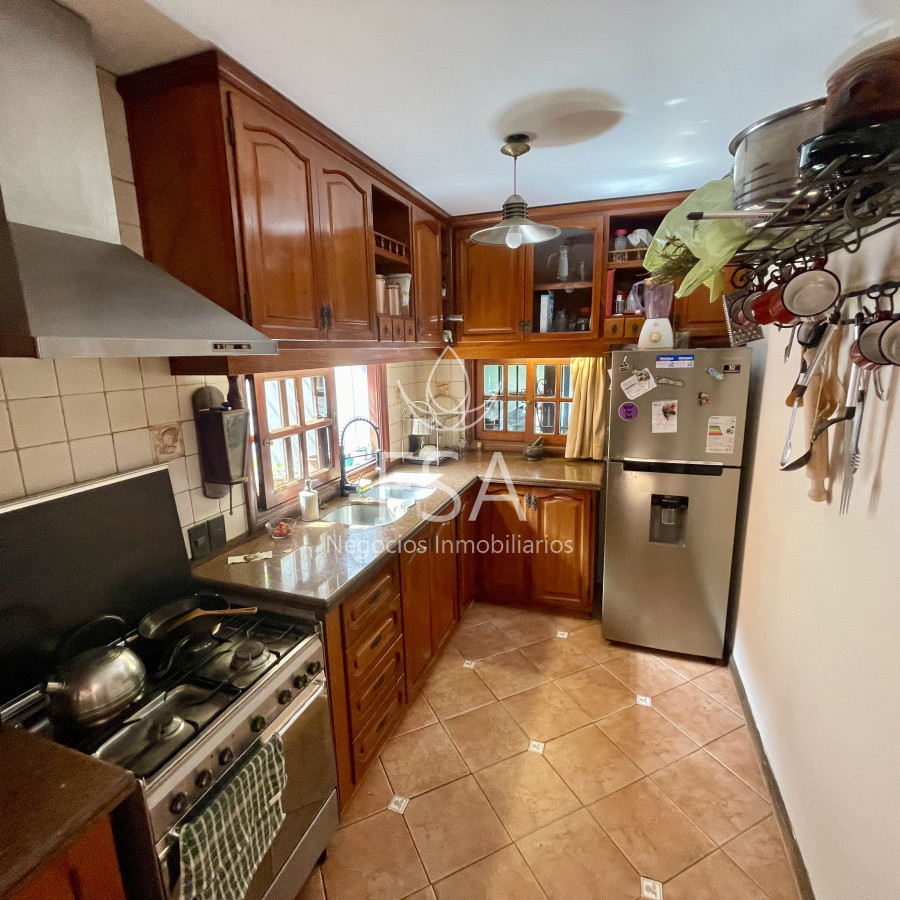 Casa ID.165 - Venta Casa 4 Dormitorios 3 Baños Piscina Parrillero Garaje Parque Batlle Montevideo St