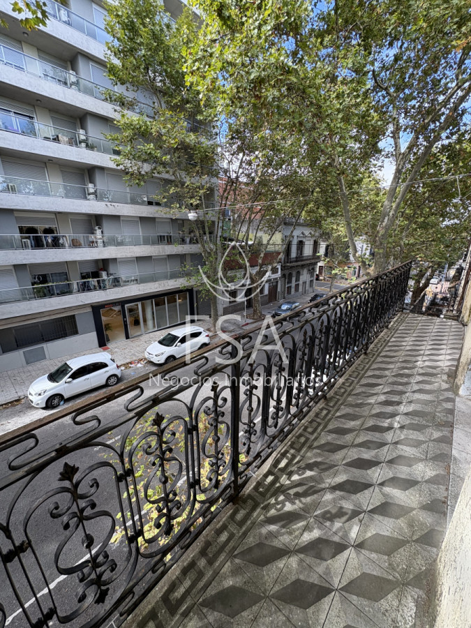 Casa ID.264 - Venta Casa de Altos Barrio Sur Montevideo Ev