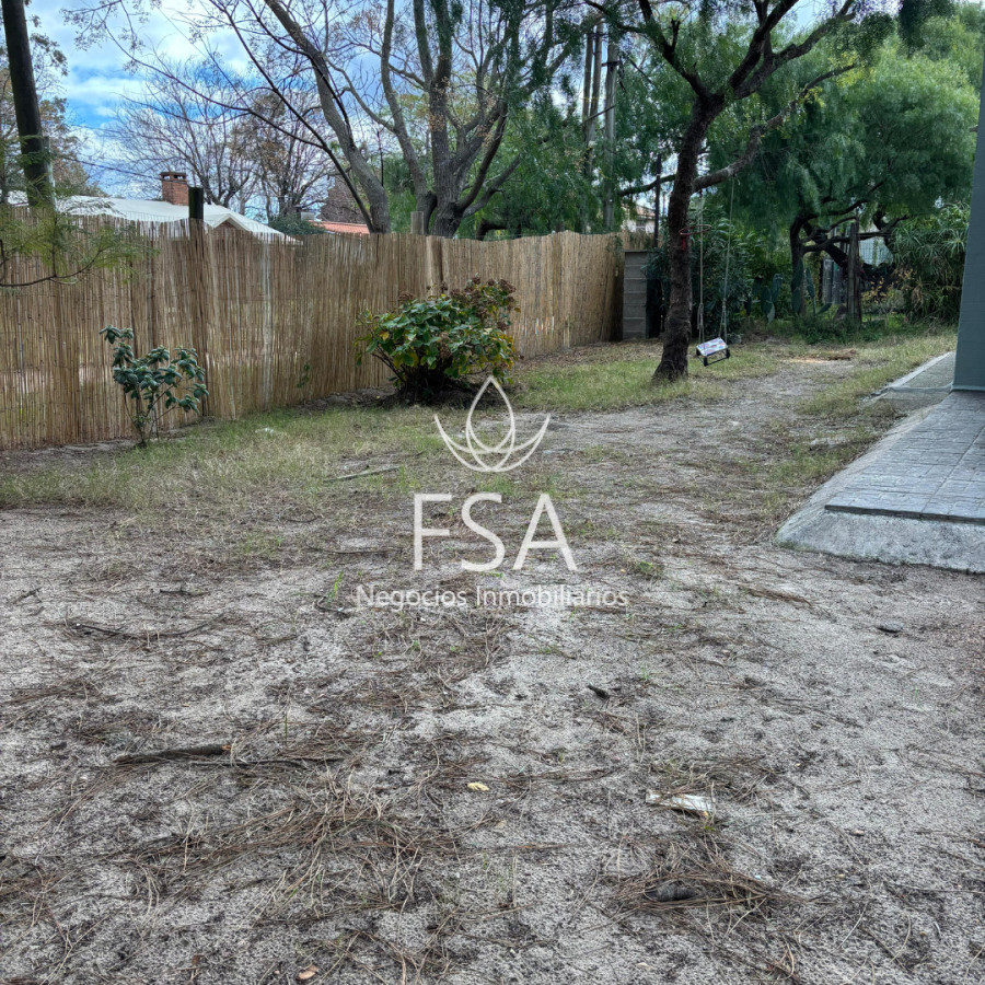 Casa ID.293 - Alquiler Casa Esquina 2 Dormitorios Cerco Perimetral Solymar Sur Canelones F