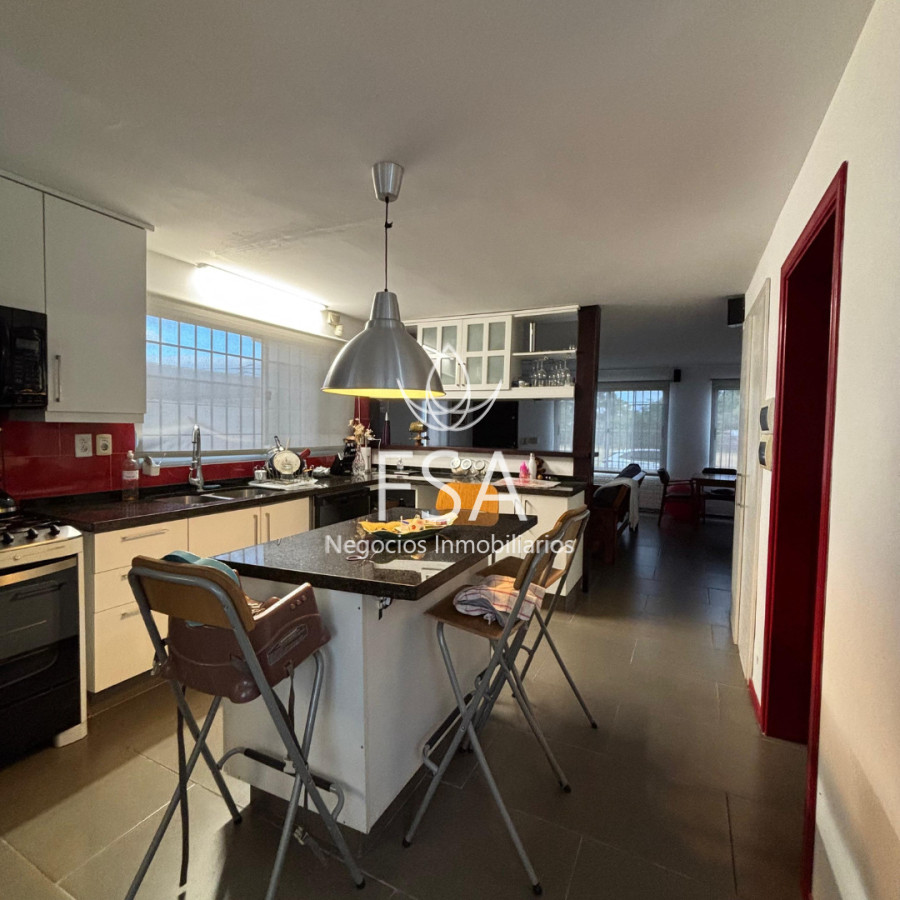 Casa ID.401 - Alquiler Casa 3 Dormitorios 3 Baños Jardín Garaje Solymar Sur F