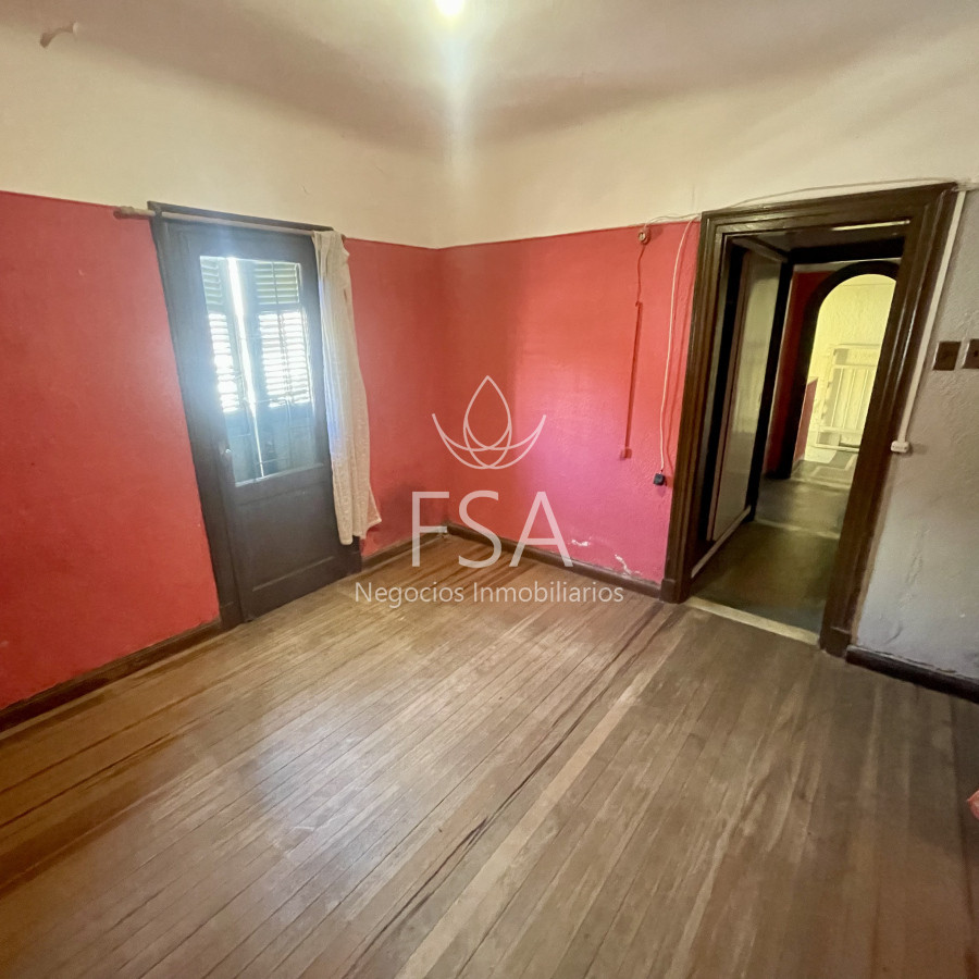 Casa ID.196 - Venta Casa PH 6 Dormitorios Garaje Malvin Montevideo St 