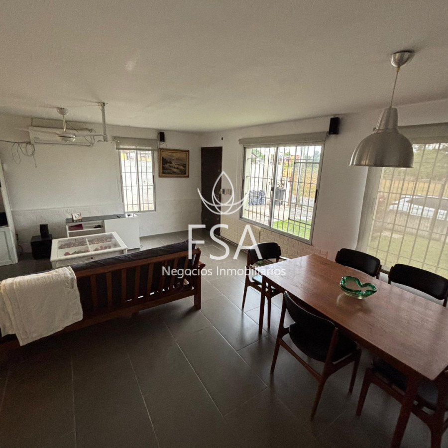 Casa ID.401 - Alquiler Casa 3 Dormitorios 3 Baños Jardín Garaje Solymar Sur F