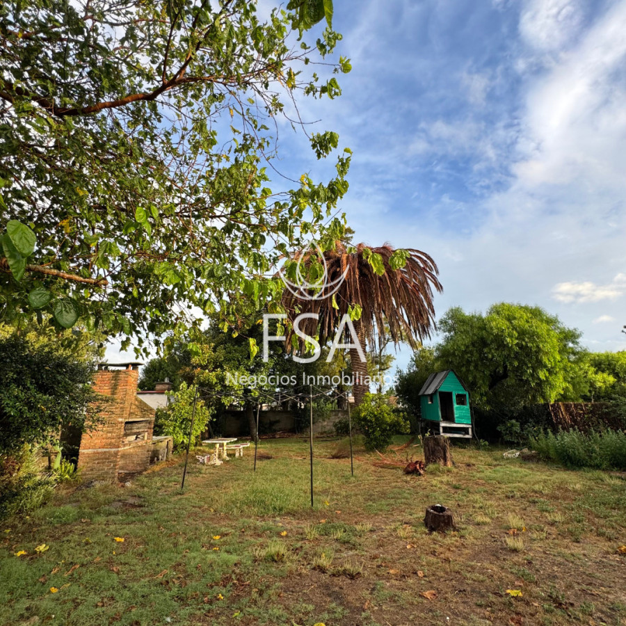 Casa ID.428 - Venta Casa 4 Dormitorios 3 baños Con Renta Parrillero Garage Lagomar Ciudad de la Costa Canelones G