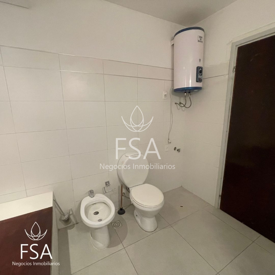 Casa ID.42 - Venta Casa Padrón Único 5 Dormitorios Ideal Inversores La Blanqueada Montevideo St