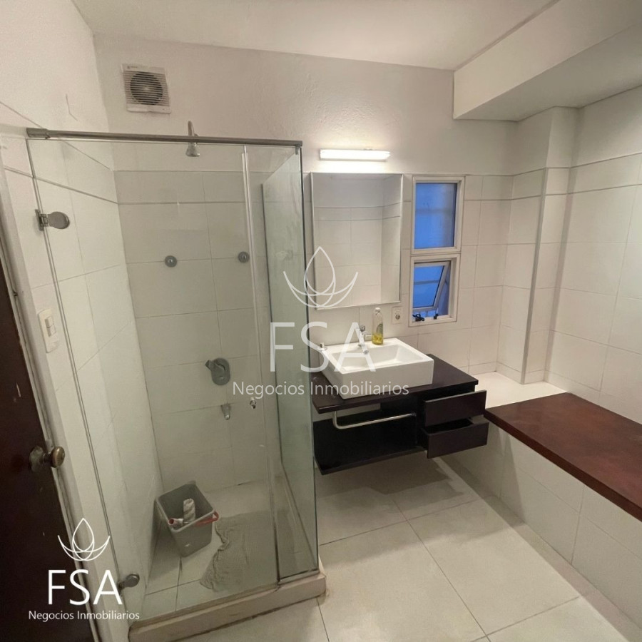 Casa ID.42 - Venta Casa Padrón Único 5 Dormitorios Ideal Inversores La Blanqueada Montevideo St
