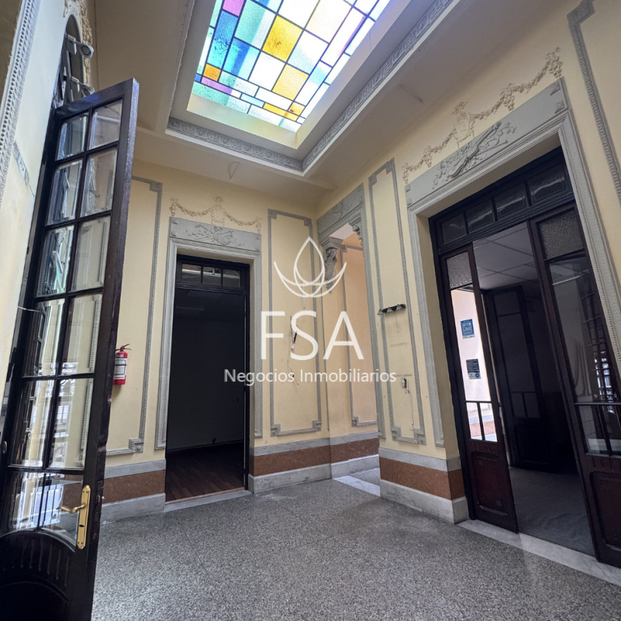 Casa ID.449 - Alquiler Casa  Padron Unico 10 Habitaciones 3 Baños Cordón Montevideo E