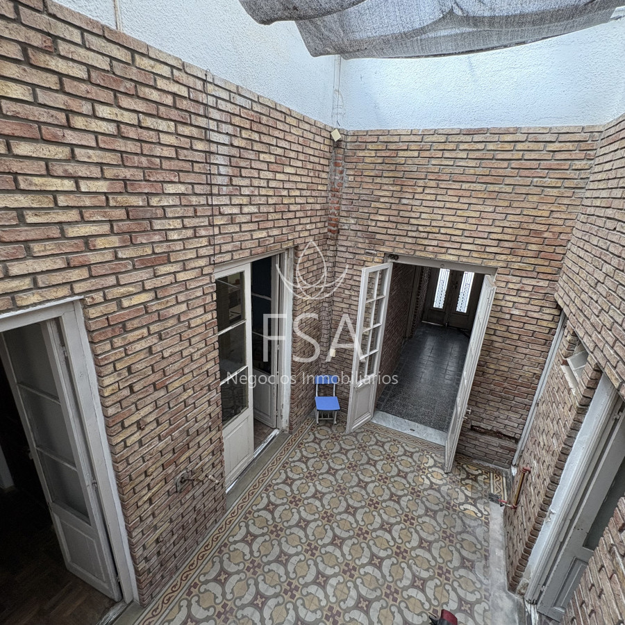Casa ID.192 - Venta Casa 4 Dormitorios Terraza Cordón Montevideo Ev