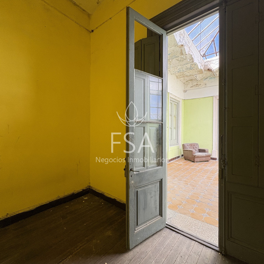 Casa ID.264 - Venta Casa de Altos Barrio Sur Montevideo Ev
