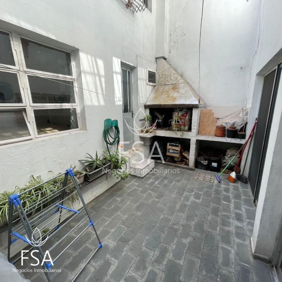 Casa ID.49 - Venta Casa 4 Dormitorios Parrillero Garaje Cordón Sur Montevideo St