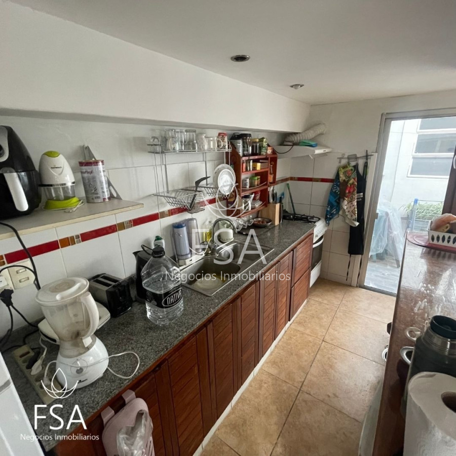 Casa ID.49 - Venta Casa 4 Dormitorios Parrillero Garaje Cordón Sur Montevideo St