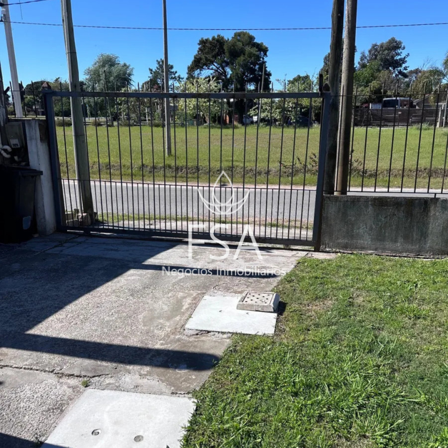 Casa ID.401 - Alquiler Casa 3 Dormitorios 3 Baños Jardín Garaje Solymar Sur F