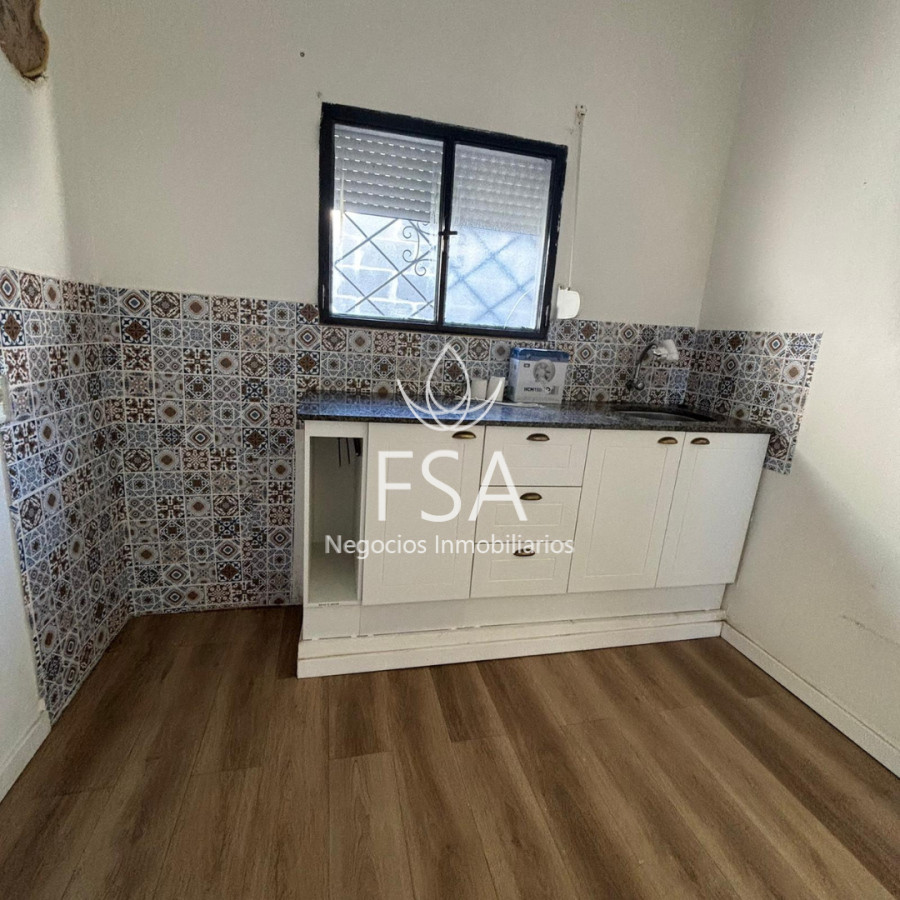 Casa ID.356 - Alquiler Casa 2 Dormitorios Fondo Cercado Estufa a leña El Pinar Canelones F