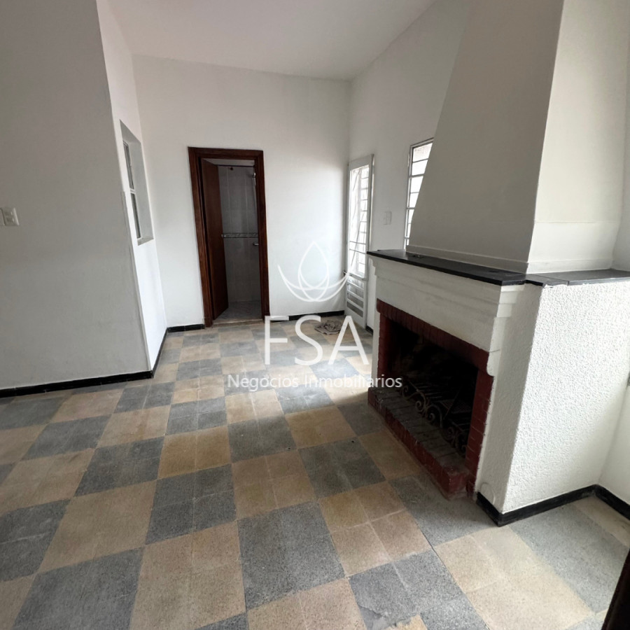 Casa ID.514 - Alquiler Casa 4 Dormitorios 2 baños Patio Estufa Buceo Montevideo E