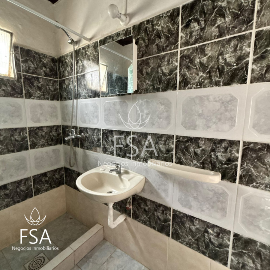 Casa ID.518 - Alquiler Casa en complejo 1 Dormitorio 1 baño Patio Lomas de Solymar Sur F