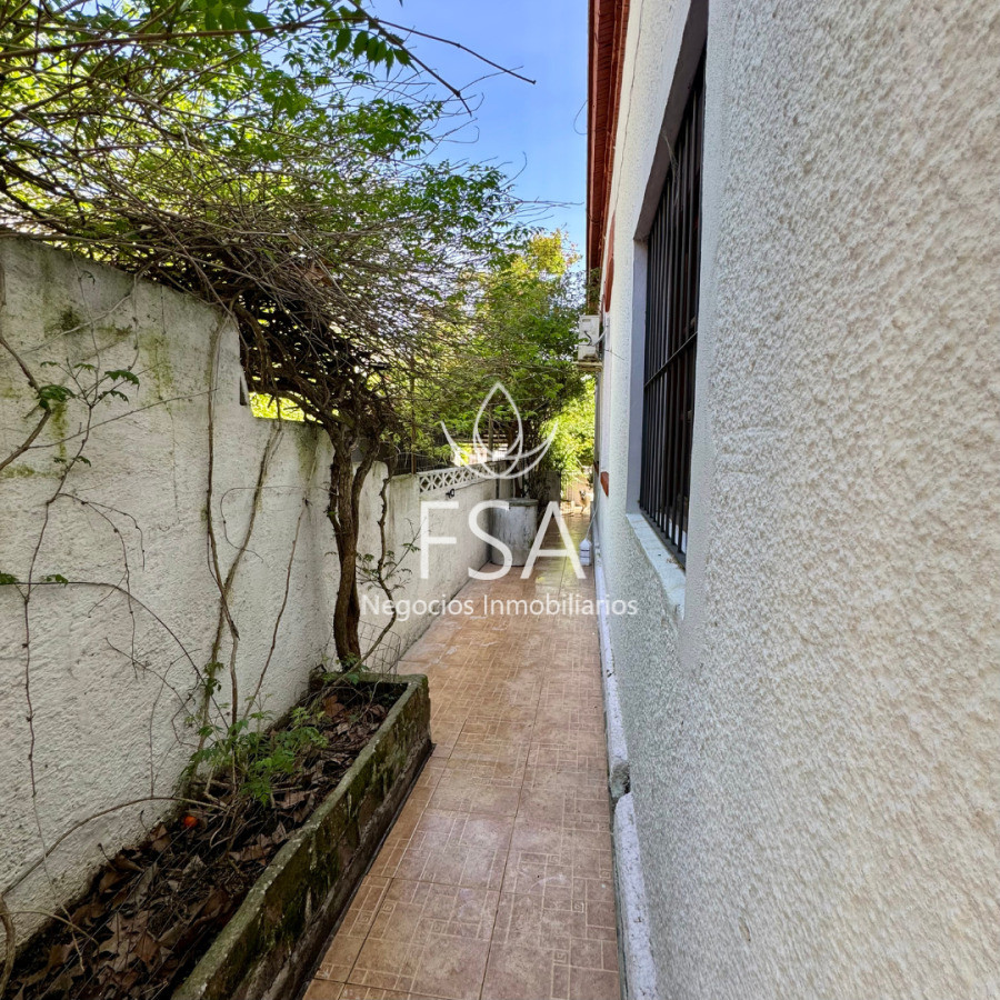 Casa ID.372 - Venta Casa 2 Dormitorios + Apartamento 2 dormitorios Patio Parrillero Capurro Montevideo G
