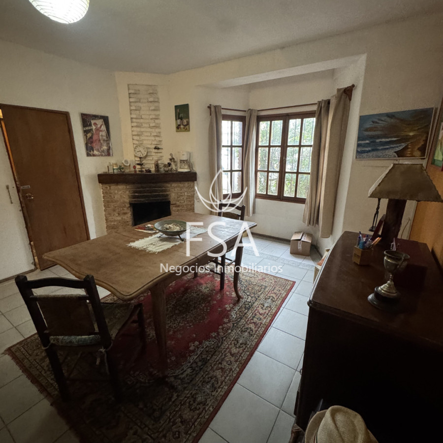 Casa ID.495 - Venta Casa 4 Dormitorios 2 Baños Garaje La Blanqueada Montevideo E