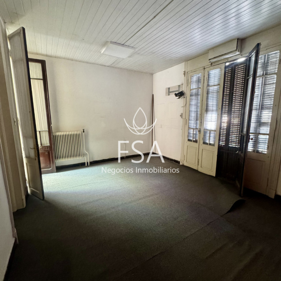 Casa ID.449 - Alquiler Casa  Padron Unico 10 Habitaciones 3 Baños Cordón Montevideo E