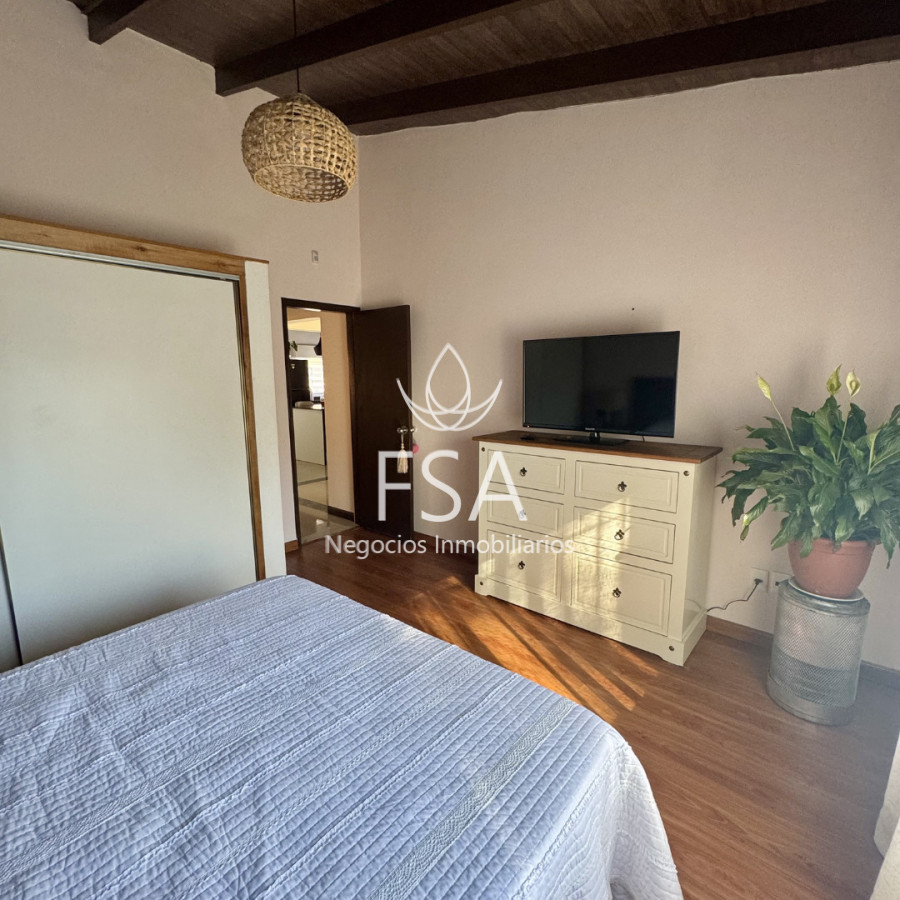 Casa ID.464 - Venta Casa Pronta Para Entrar Dos Dormitorios Barbacoa Garaje La Paz Canelones G