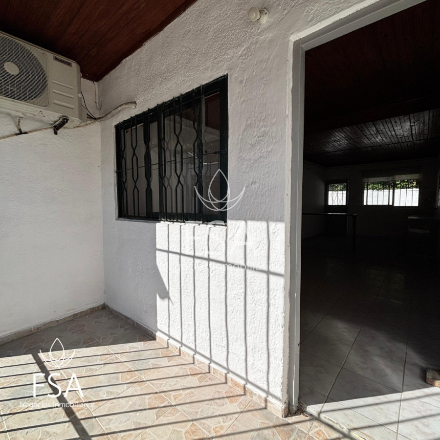 Casa ID.436 - Alquiler Casa en complejo 2 Dormitorios 1 baño Patio Lomas de Solymar Sur F