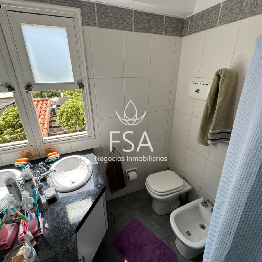 Casa ID.390 - Venta Casa 4 Dormitorios Barbacoa Piscina Península Punta del Este Maldonado G 