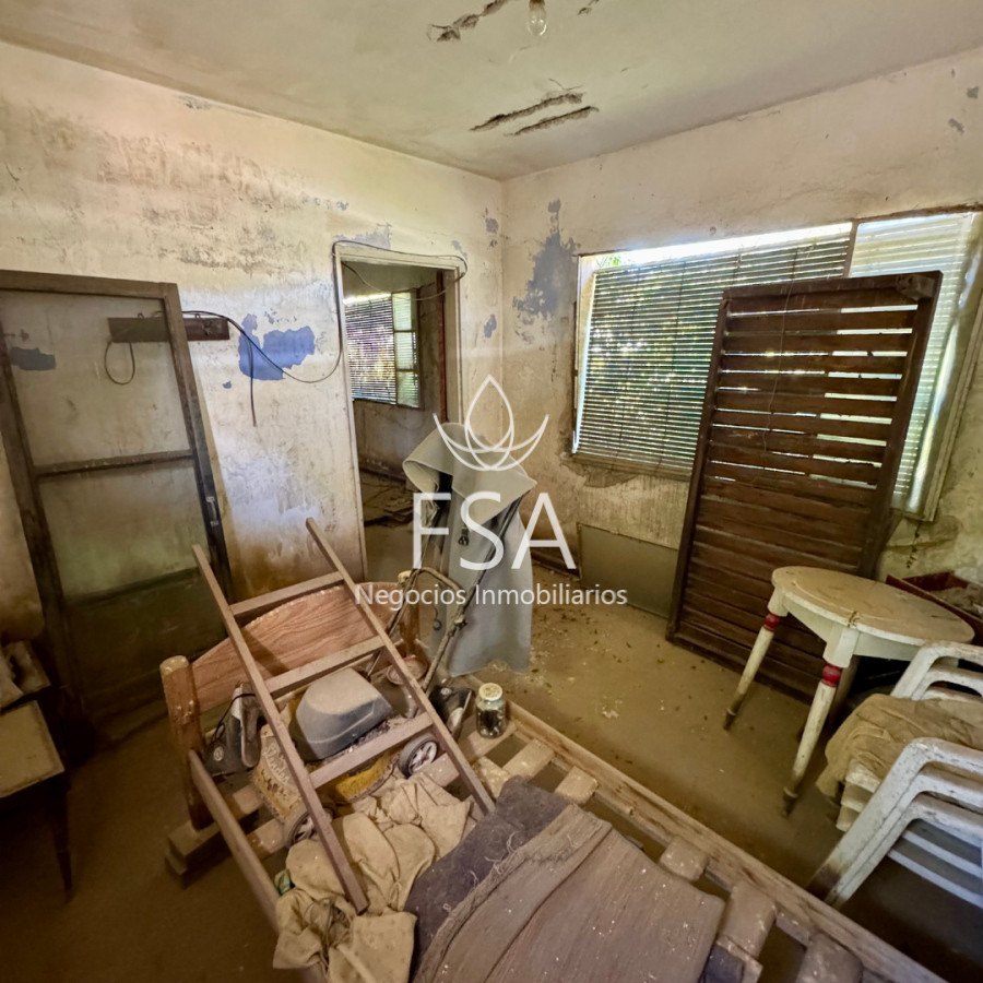 Casa ID.194 - Venta Casa 2 Dormitorios + Monoambiente con Baño para Reciclar Parrillero Las Toscas Sur Canelones G
