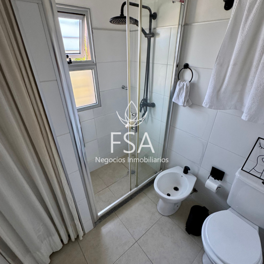 Casa ID.440 - Venta Casa en Complejo Aires 2 Dormitorios Cochera Patio Lagomar Ciudad de la Costa Canelones G