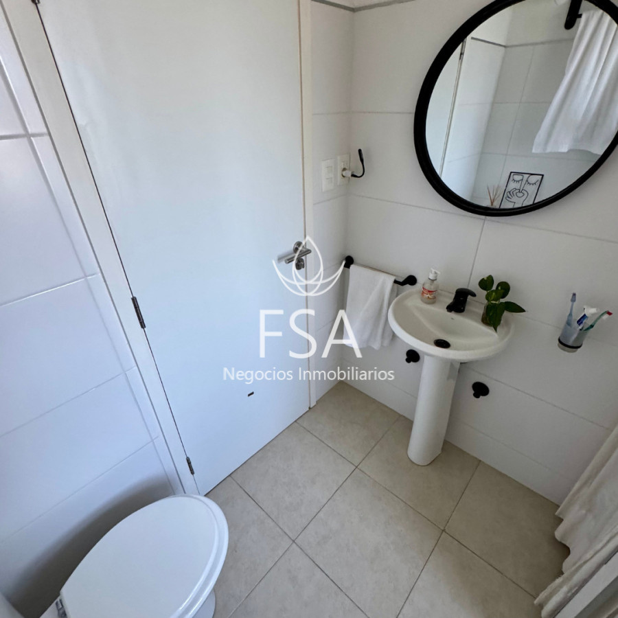 Casa ID.440 - Venta Casa en Complejo Aires 2 Dormitorios Cochera Patio Lagomar Ciudad de la Costa Canelones G