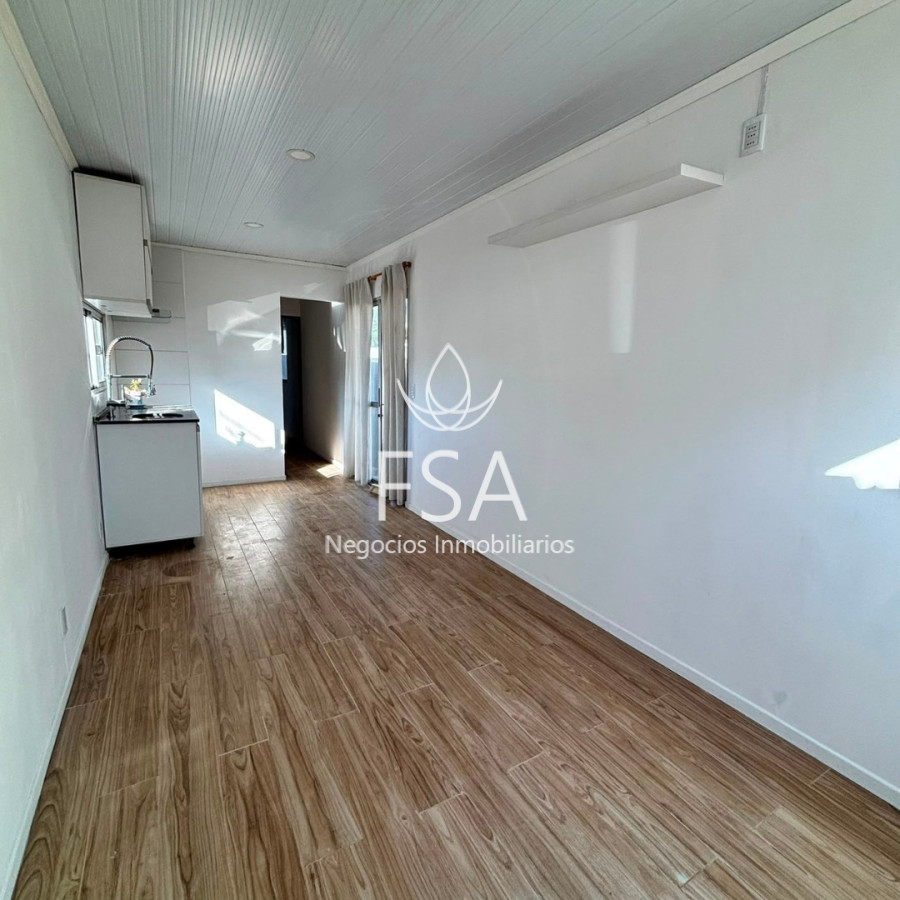 Casa ID.504 - Alquiler Casa contenedor Ingreso para auto Patio privado 1 Dormitorio Pinar Norte FM