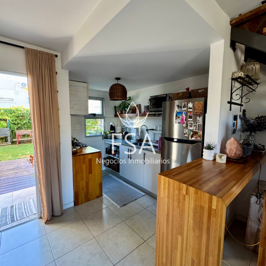 Casa ID.440 - Venta Casa en Complejo Aires 2 Dormitorios Cochera Patio Lagomar Ciudad de la Costa Canelones G