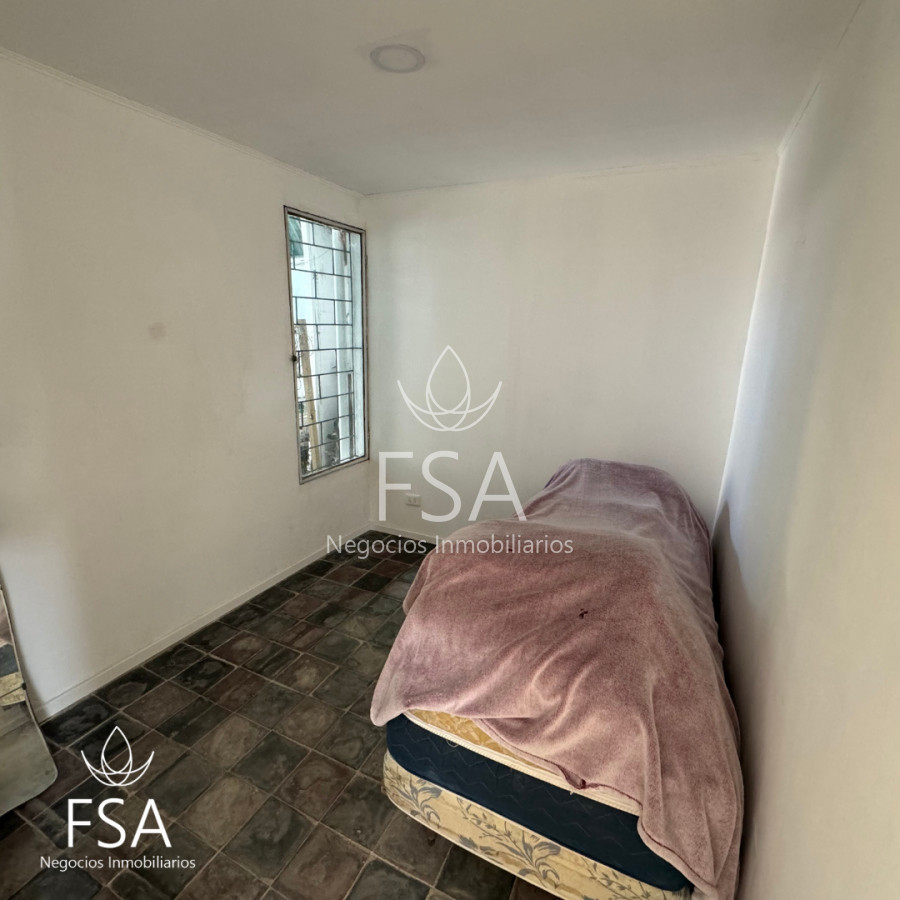 Casa ID.77 - Venta Casa en PH 2 Dormitorios Al Frente Unión Montevideo E