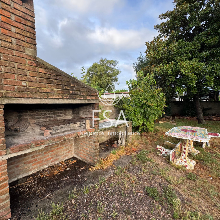 Casa ID.428 - Venta Casa 4 Dormitorios 3 baños Con Renta Parrillero Garage Lagomar Ciudad de la Costa Canelones G