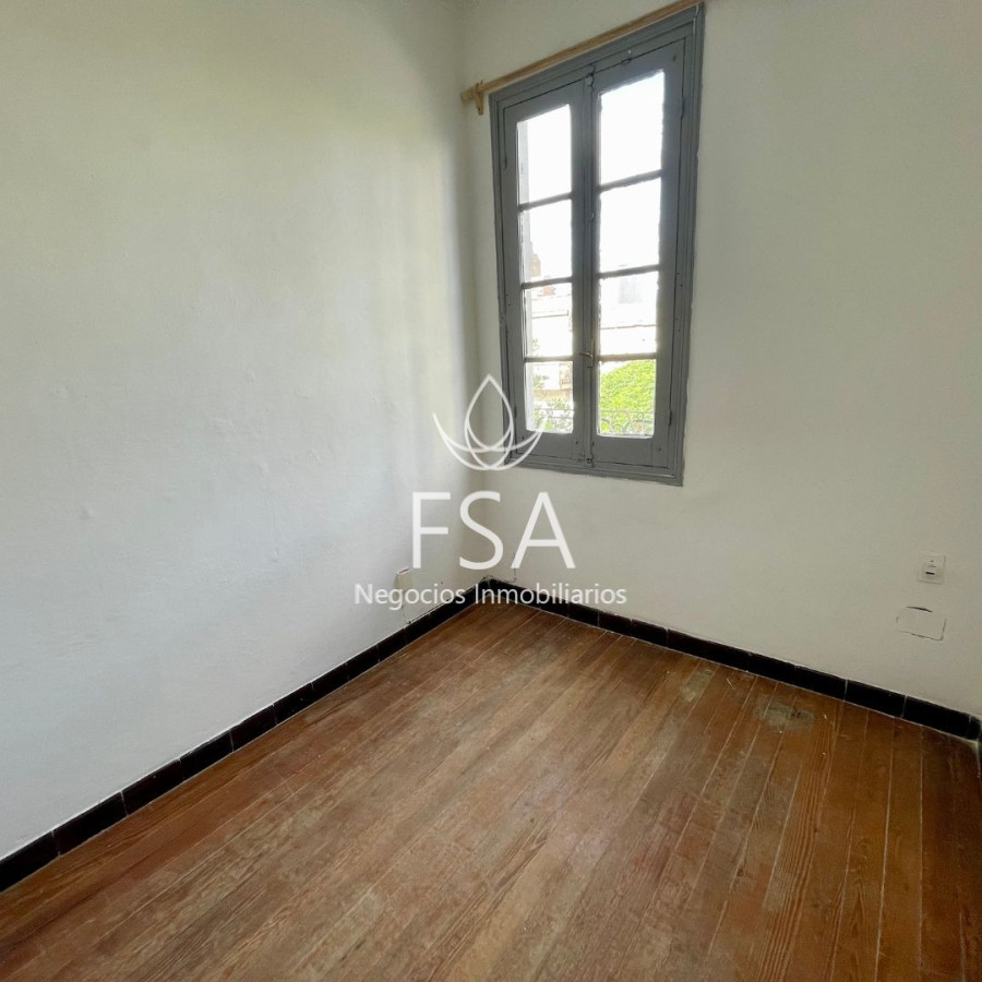 Casa ID.396 - Alquiler Casa 5 Dormitorios Terraza Parrillero Barrio Sur Montevideo St