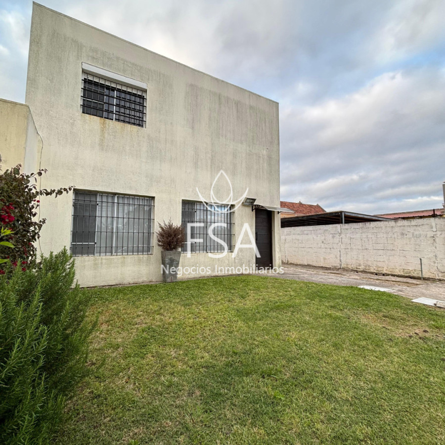 Casa ID.401 - Alquiler Casa 3 Dormitorios 3 Baños Jardín Garaje Solymar Sur F