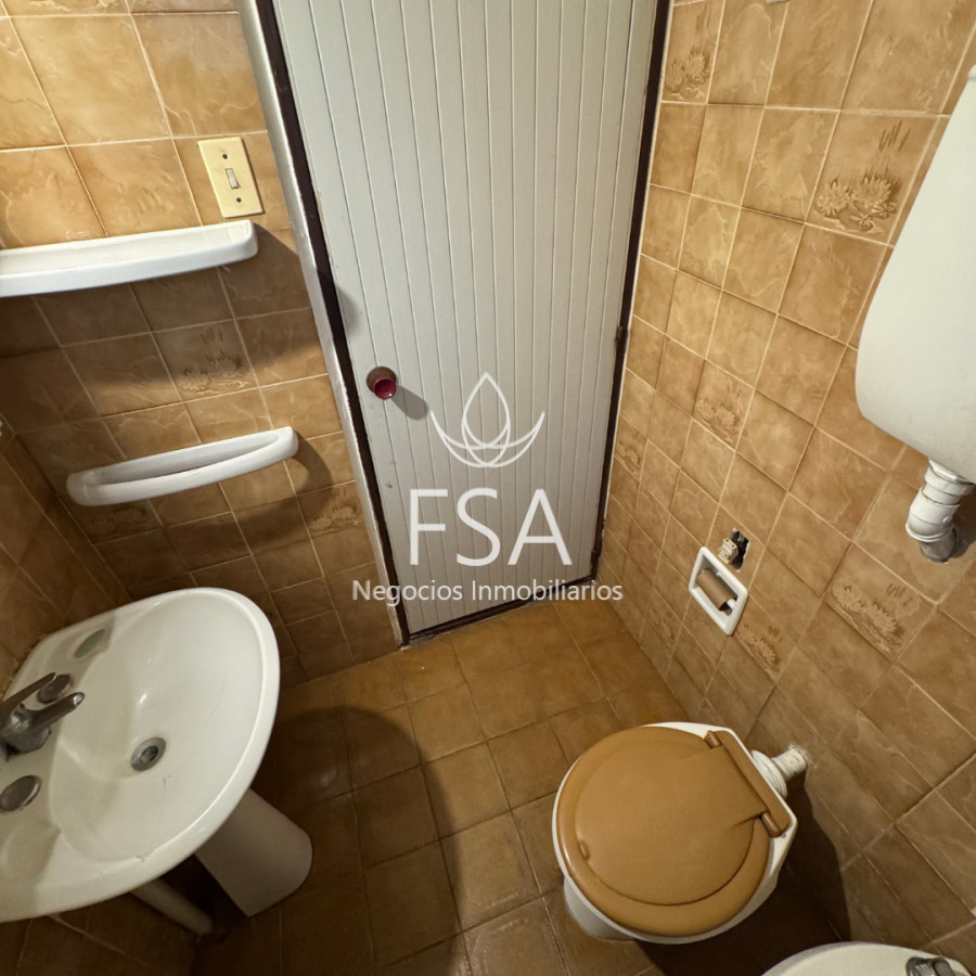 Casa ID.428 - Venta Casa 4 Dormitorios 3 baños Con Renta Parrillero Garage Lagomar Ciudad de la Costa Canelones G