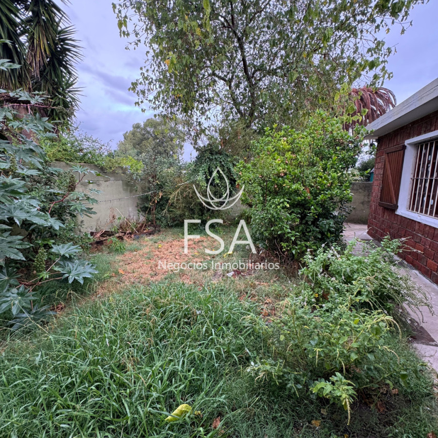 Casa ID.186 - Alquiler Casa 4 Dormitorios 3 baños Parrillero Terreno grande Lagomar Sur Ciudad de la Costa Canelones G