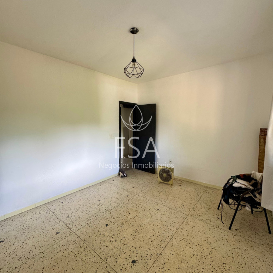 Casa ID.494 - Venta Casa 2 Dormitorios + Monoambiente Con Renta Villa Argentina Parrillero Padrón Unico G