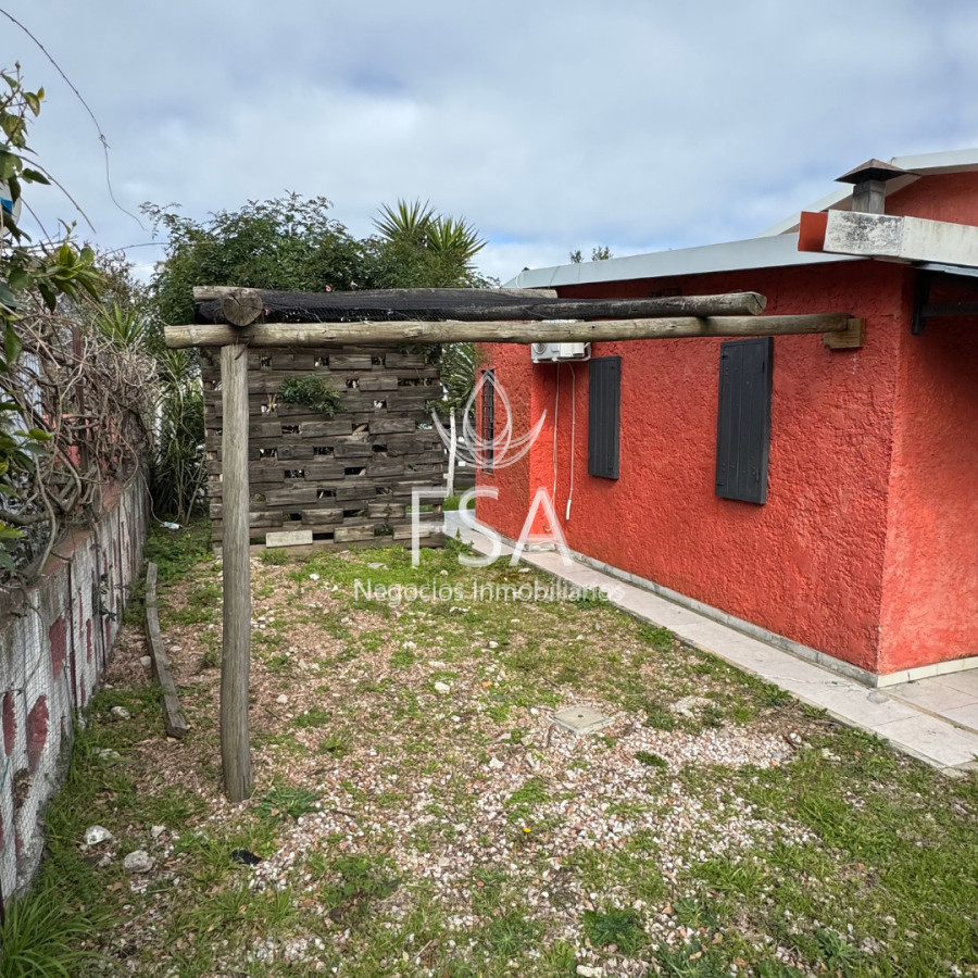Casa ID.331 - Venta Padron 2 Casas 5 Dormitorios Amobladas Parrillero San Luis Canelones G