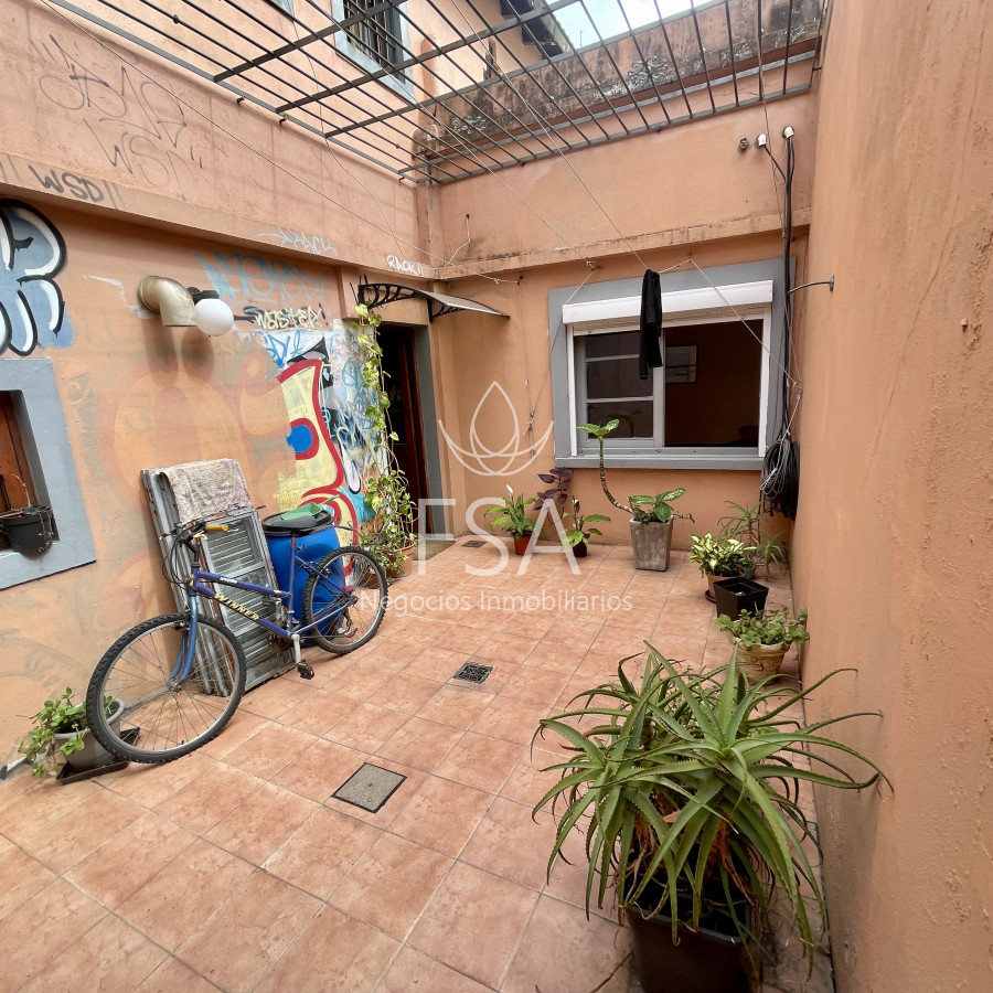 Casa ID.165 - Venta Casa 4 Dormitorios 3 Baños Piscina Parrillero Garaje Parque Batlle Montevideo St