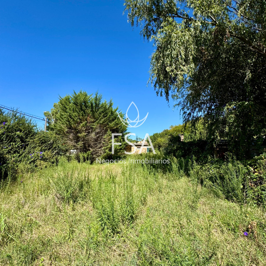 Casa ID.194 - Venta Casa 2 Dormitorios + Monoambiente con Baño para Reciclar Parrillero Las Toscas Sur Canelones G