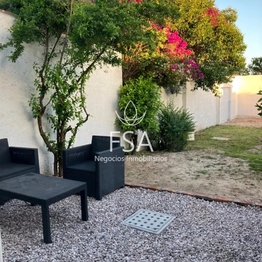 Casa ID.112 - Venta Casa Dúplex 3 Dormitorios 2 Baños Parrillero Shangrila Ciudad de la Costa G