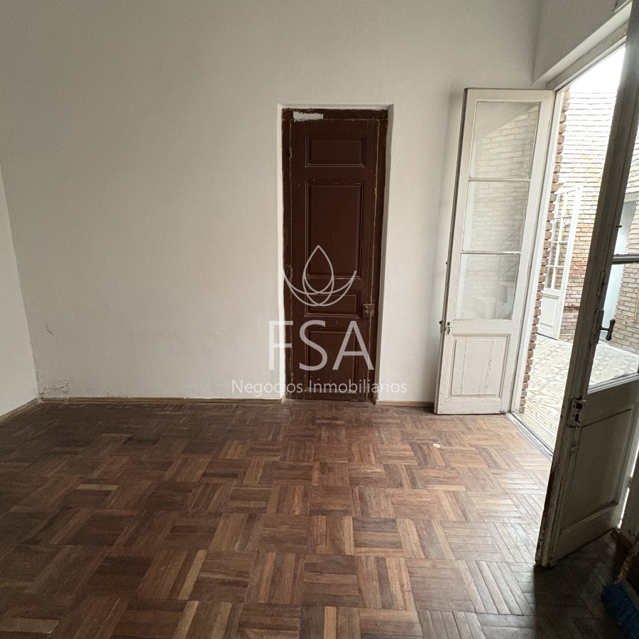 Casa ID.192 - Venta Casa 4 Dormitorios Terraza Cordón Montevideo Ev