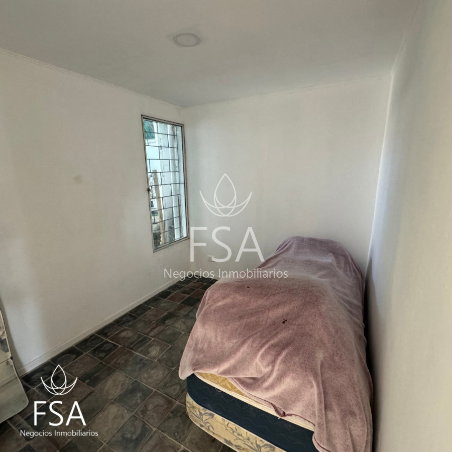 Casa ID.77 - Venta Casa en PH 2 Dormitorios Al Frente Unión Montevideo E