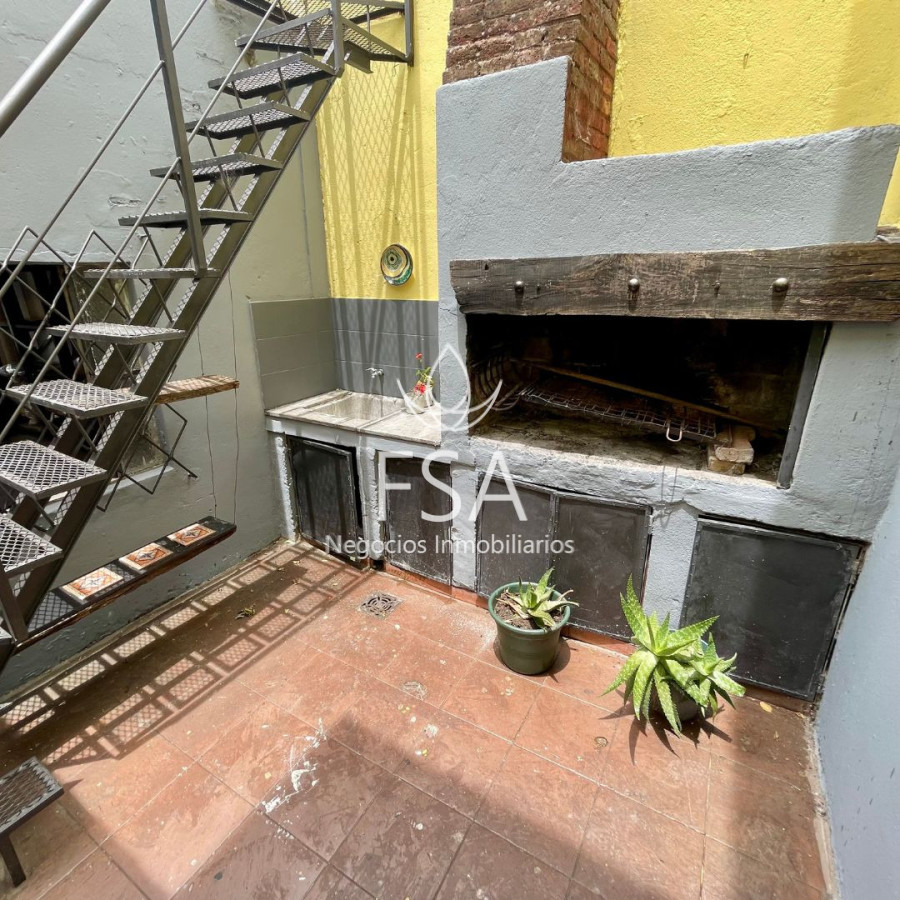 Casa ID.415 - Alquiler Casa 4 Dormitorios Garage Parrillero Jacinto Vera Montevideo St