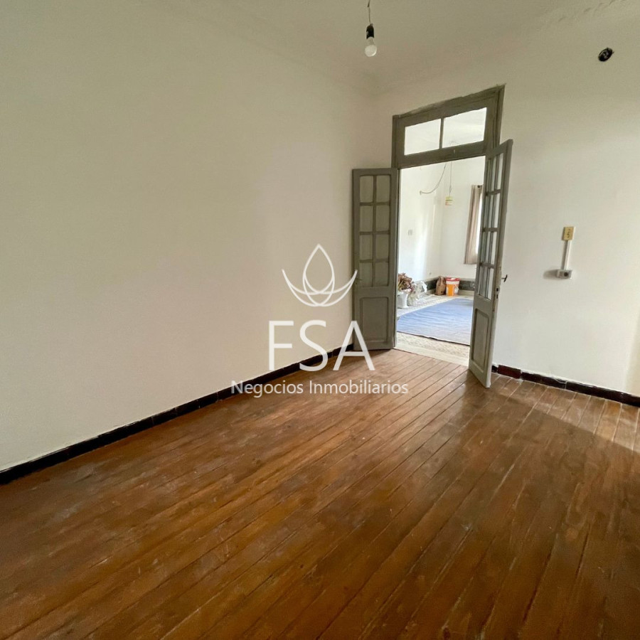 Casa ID.396 - Alquiler Casa 5 Dormitorios Terraza Parrillero Barrio Sur Montevideo St