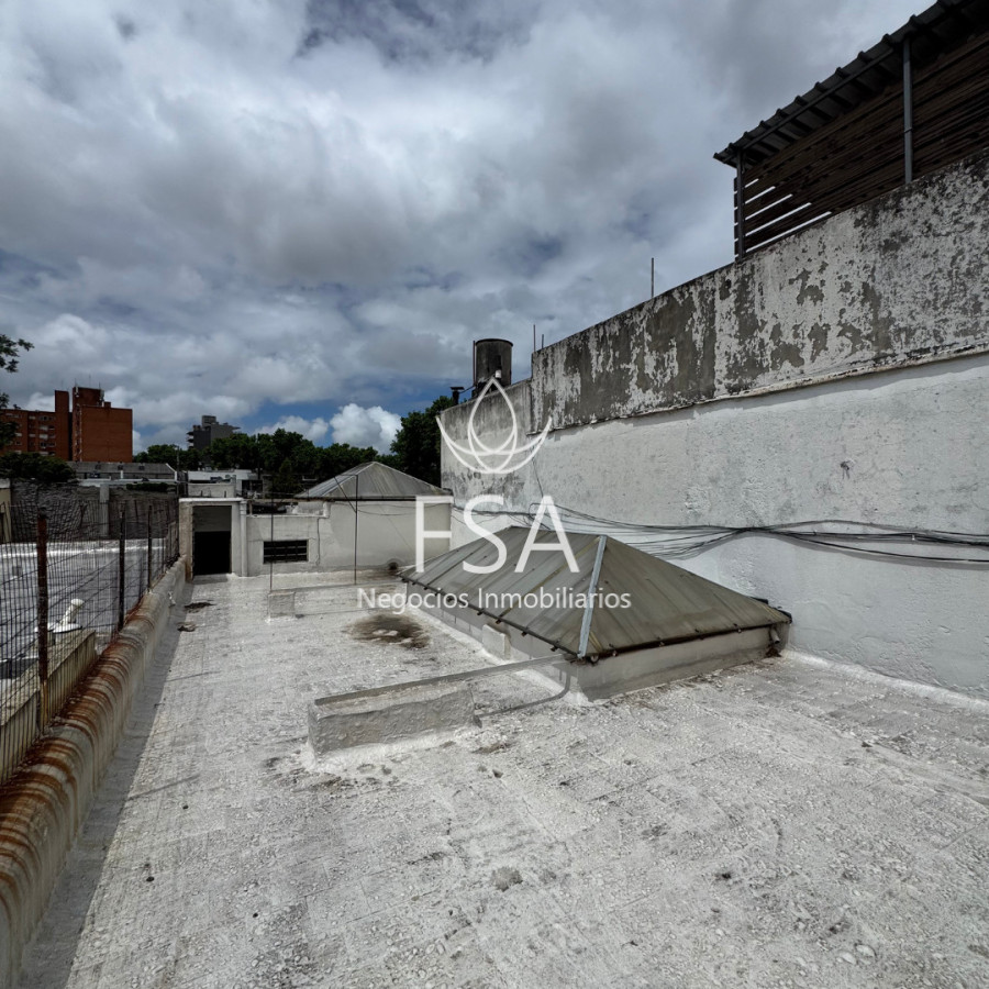 Casa ID.400 - Venta Casa en PH 3+1 Dormitorios Azotea Bella Vista Montevideo E